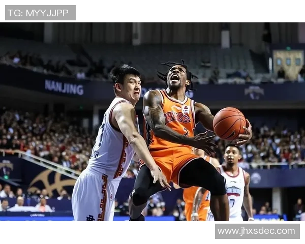 上海篮球队逆袭之旅揭秘：从低谷到巅峰的奋斗与荣耀